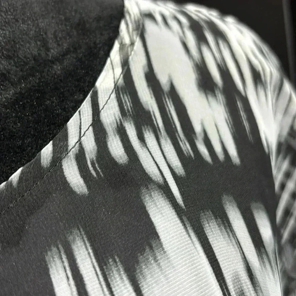 Chico’s Poncho Coverup,vertical stripe,round neck,sheer,lightweight,multi wear - Picture 2 of 7